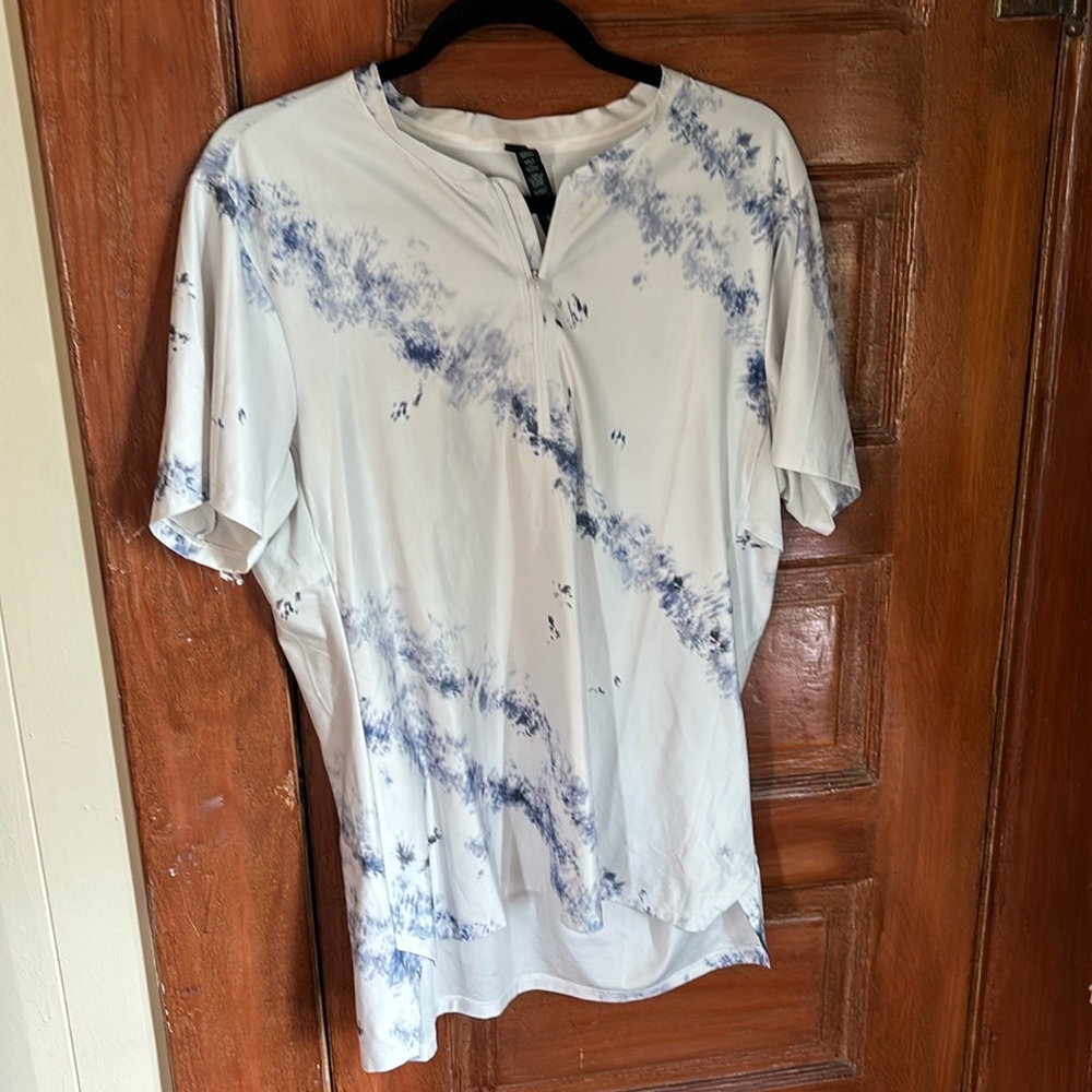 Lululemon quarter zip tee